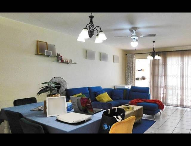 2 BEDROOM COMPLEX FOR SALE IN MUSGRAVE